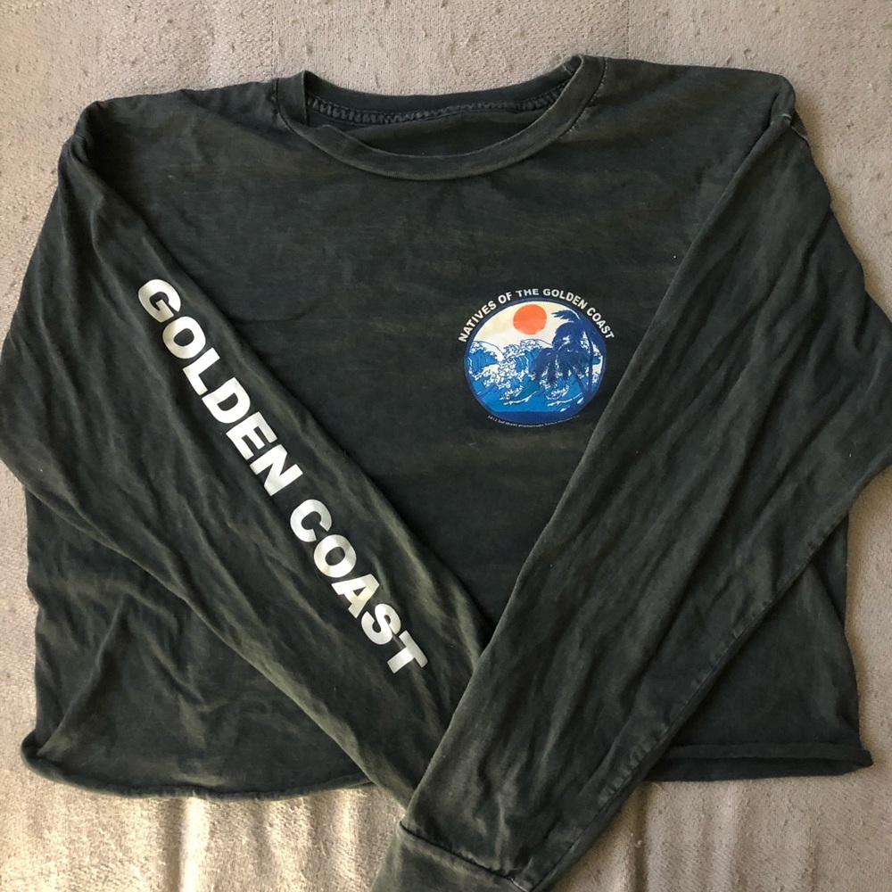 Brandy Melville Natives of the Golden Coast Top